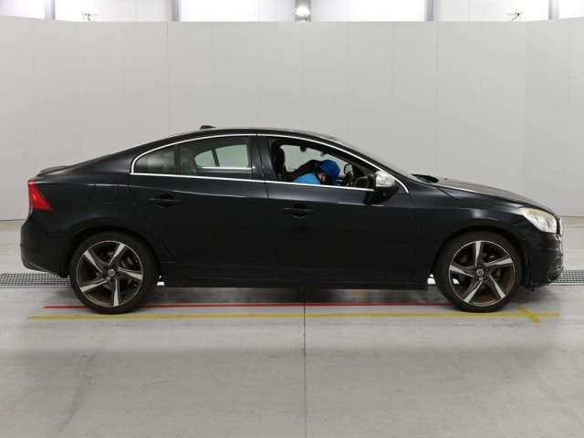 Volvo S60 2013 7846959-3