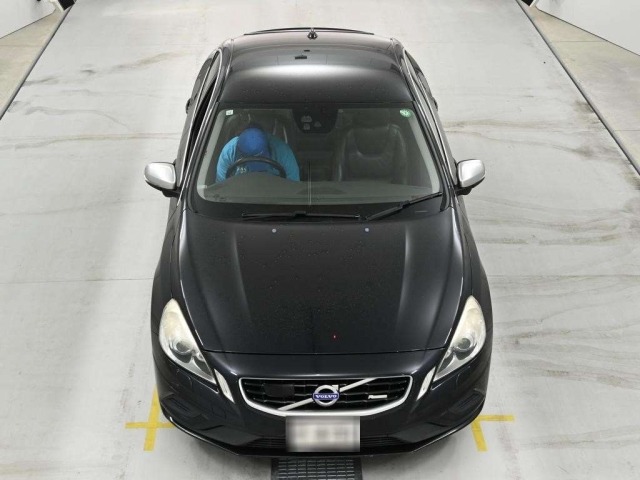 Volvo S60 2013 7846959-7