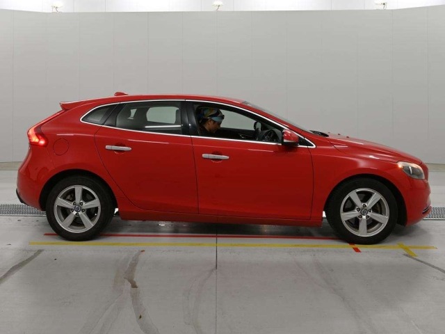 Volvo V40 2013 7847023-3