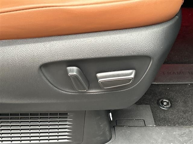 Toyota VELLFIRE 2024 7850221-4
