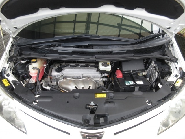 Toyota ESTIMA 2010 7864221-3