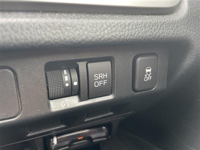 Subaru FORESTER 2017 7852653-3