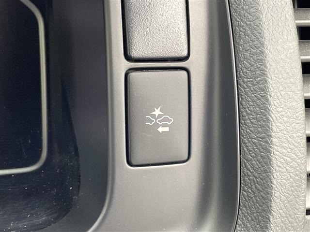 Toyota HIACE VAN 2023 7881225-10
