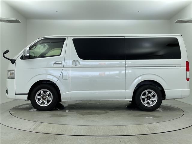 Toyota HIACE VAN 2023 7881225-2