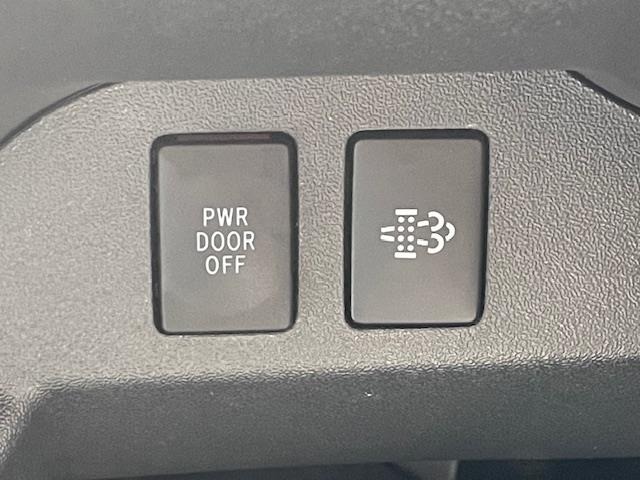 Toyota HIACE VAN 2021 7881226-11