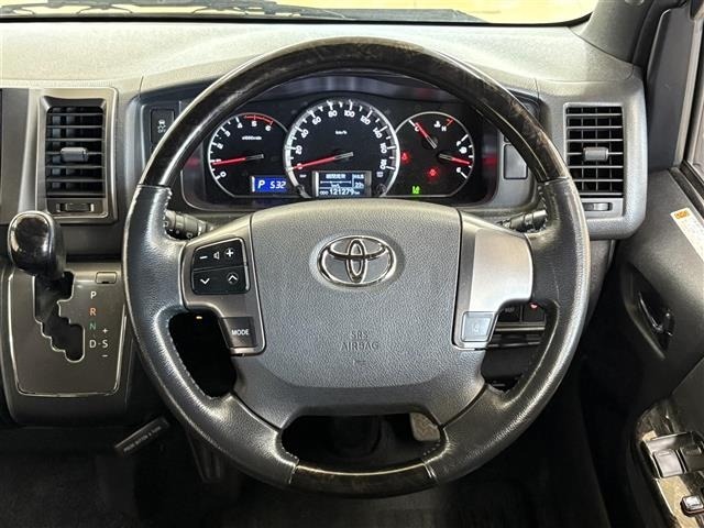 Toyota HIACE VAN 2019 7881227-3