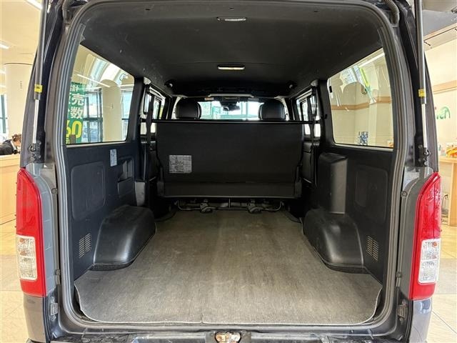 Toyota HIACE VAN 2019 7881227-6