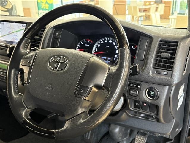 Toyota HIACE VAN 2019 7881227-7