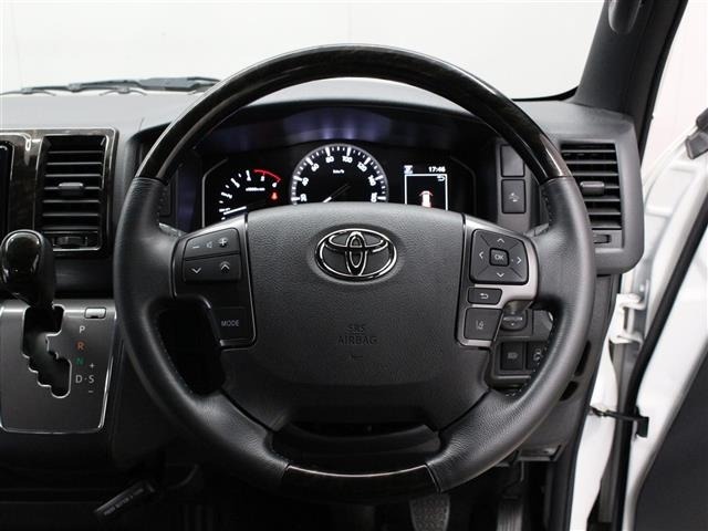 Toyota HIACE VAN 2023 7881228-12