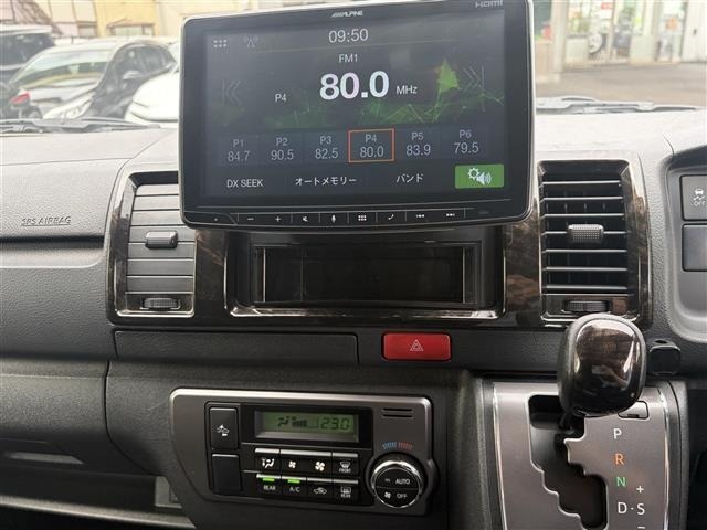 Toyota HIACE VAN 2021 7881236-15