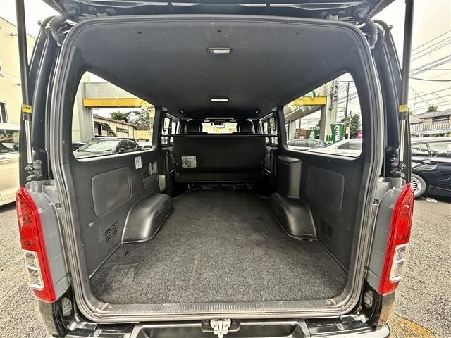 Toyota HIACE VAN 2021 7881236-7
