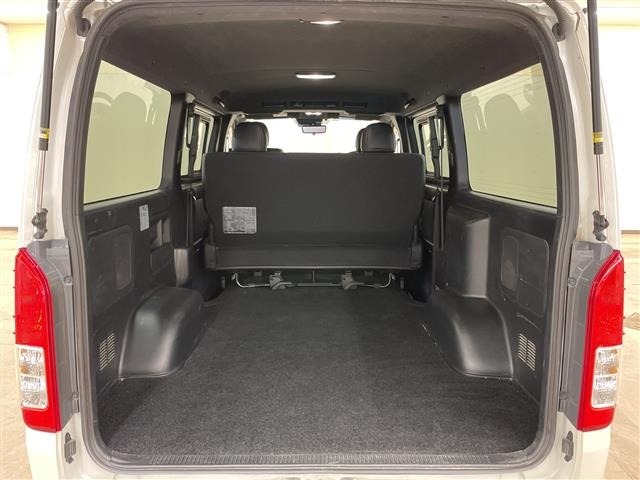 Toyota HIACE VAN 2023 7881243-12