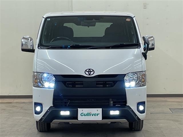 Toyota HIACE VAN 2023 7881243-18