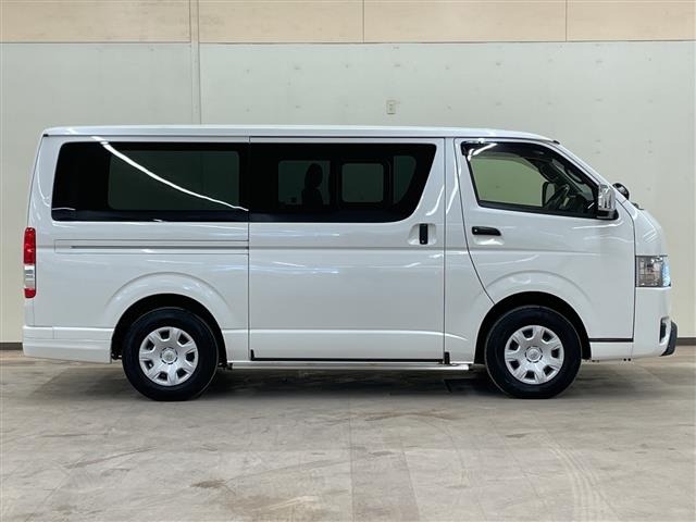 Toyota HIACE VAN 2023 7881243-21