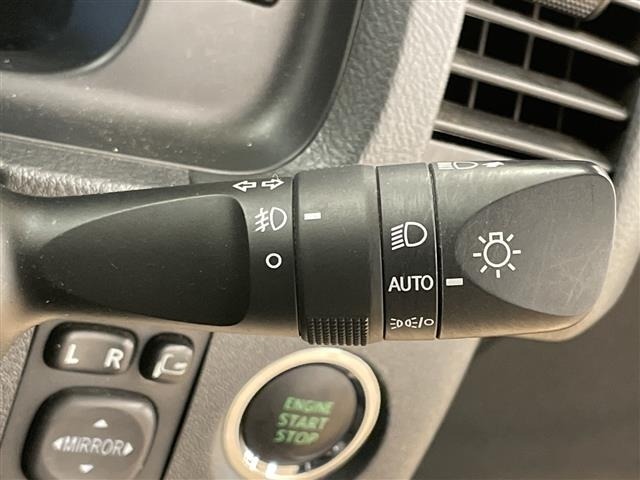Toyota HIACE VAN 2023 7881243-6