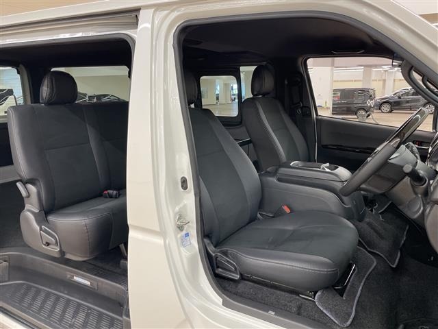 Toyota HIACE VAN 2023 7881243-9