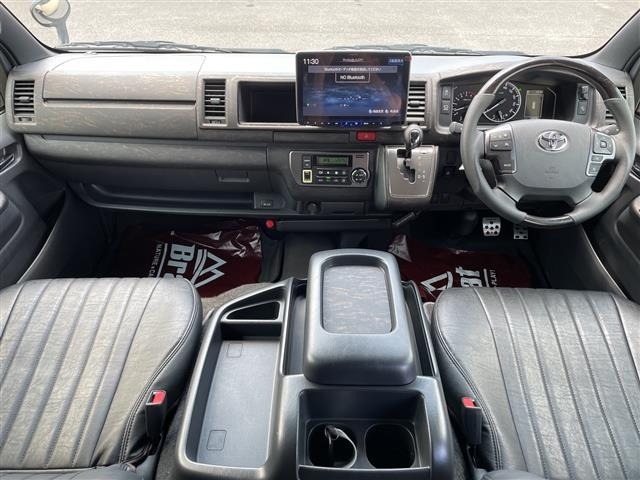 Toyota HIACE VAN 2023 7881244-13