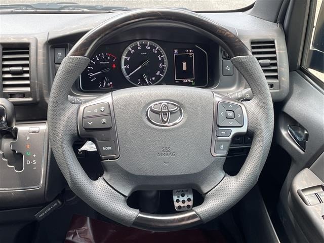 Toyota HIACE VAN 2023 7881244-17