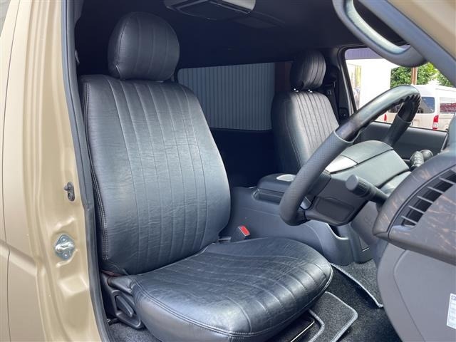 Toyota HIACE VAN 2023 7881244-8