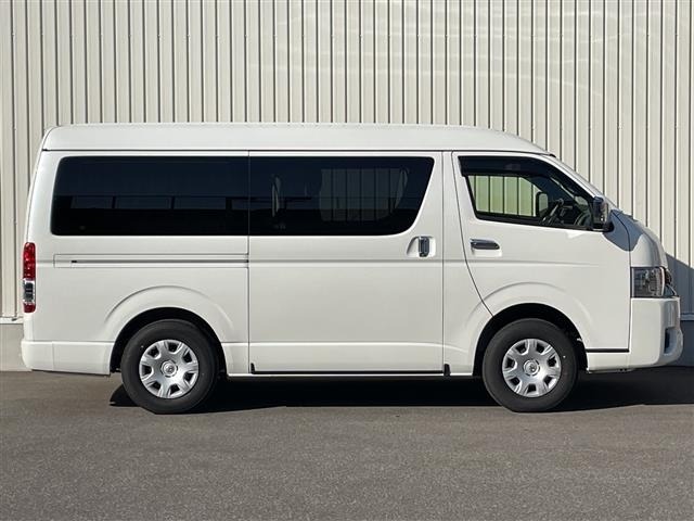 Toyota HIACE VAN 2024 7881245-2