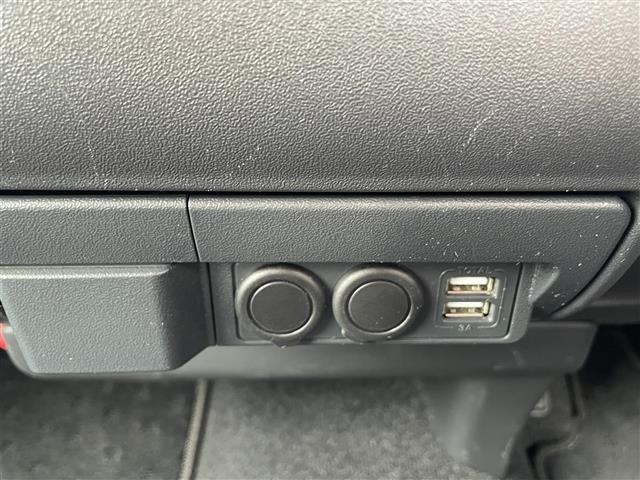 Toyota HIACE VAN 2022 7881253-11