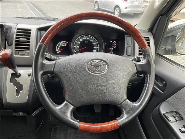Toyota HIACE VAN 2012 7881254-7