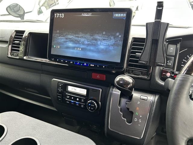 Toyota HIACE VAN 2023 7881255-19