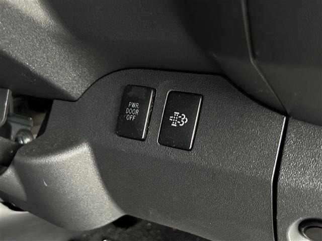 Toyota HIACE VAN 2023 7881255-4