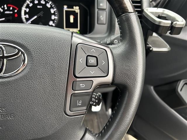 Toyota HIACE VAN 2023 7881255-9