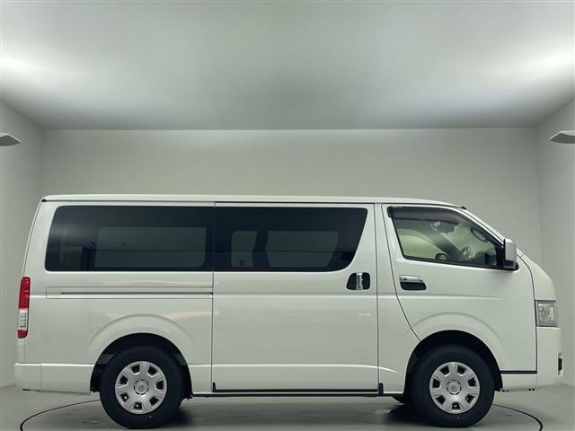 Toyota HIACE VAN 2025 7881262-13