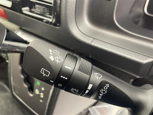 Toyota HIACE VAN 2025 7881262-7