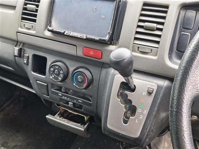 Toyota HIACE VAN 2006 7881263-23