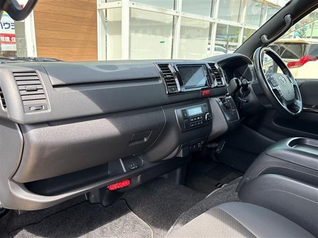 Toyota HIACE VAN 2020 7881270-22