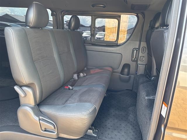 Toyota HIACE VAN 2020 7881270-4