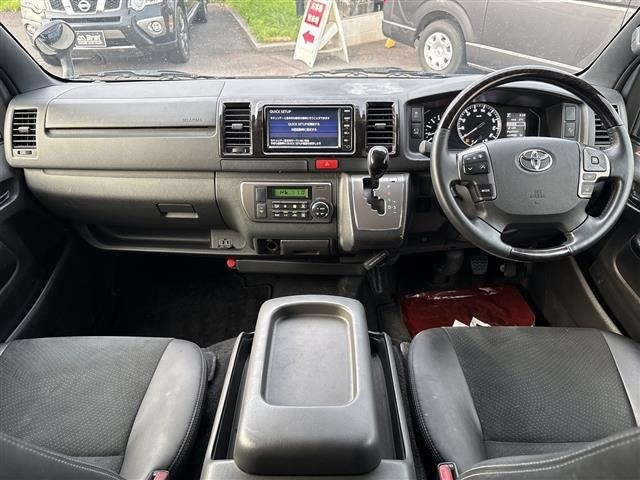 Toyota HIACE VAN 2023 7881273-14
