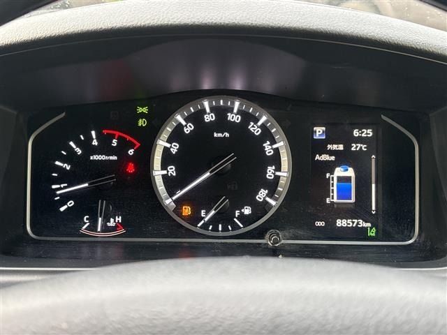 Toyota HIACE VAN 2023 7881273-17