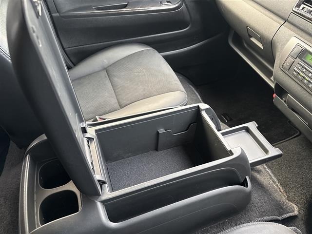 Toyota HIACE VAN 2023 7881273-22