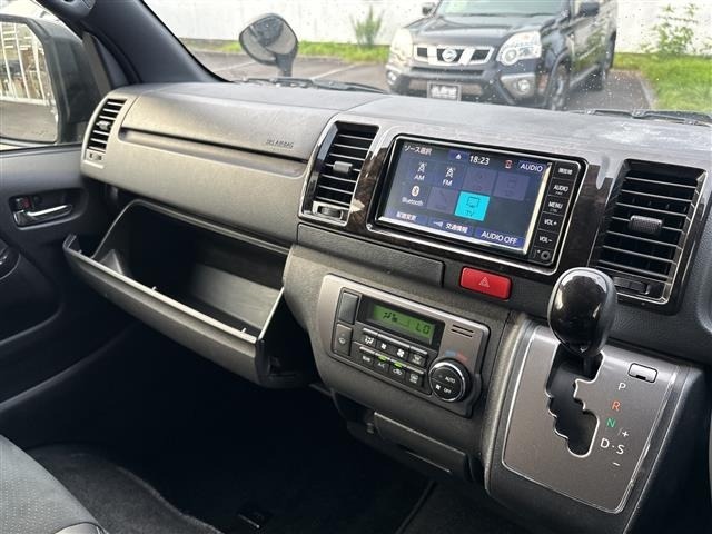 Toyota HIACE VAN 2023 7881273-4
