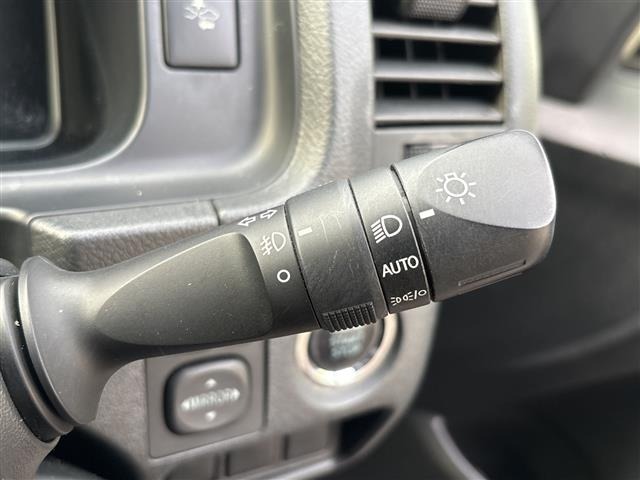 Toyota HIACE VAN 2023 7881273-9