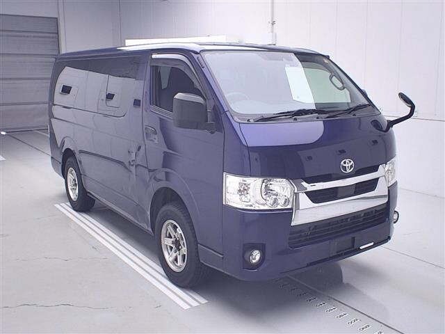 Toyota HIACE VAN 2021 7881322-0