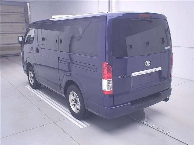 Toyota HIACE VAN 2021 7881322-1