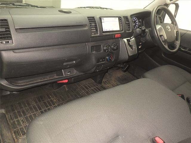 Toyota HIACE VAN 2021 7881322-4