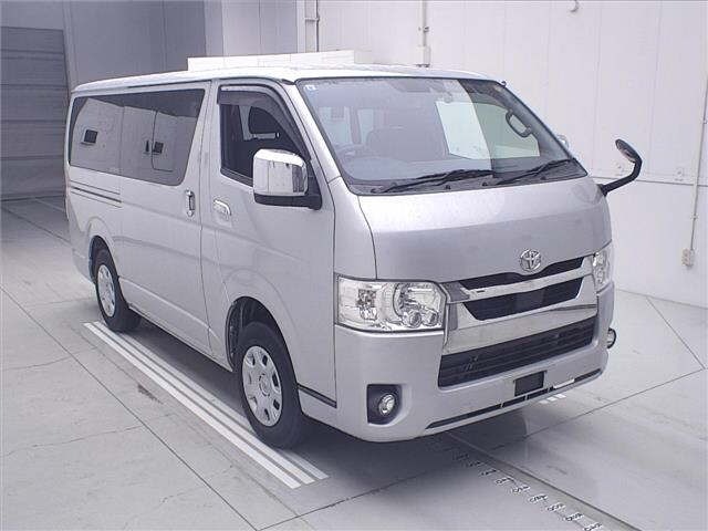 Toyota HIACE VAN 2020 7881330-0