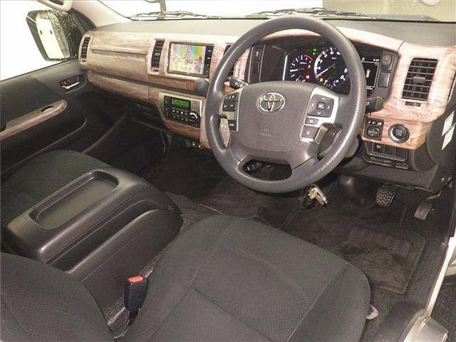 Toyota HIACE VAN 2020 7881330-3