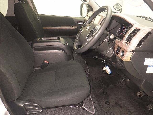 Toyota HIACE VAN 2020 7881330-5