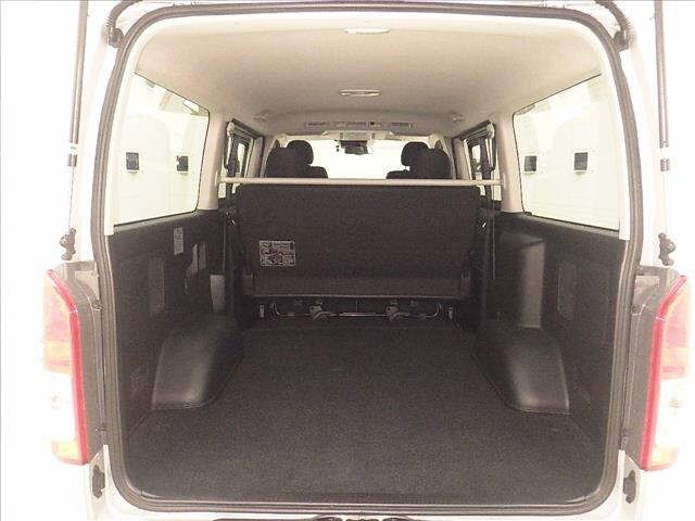 Toyota HIACE VAN 2020 7881330-7
