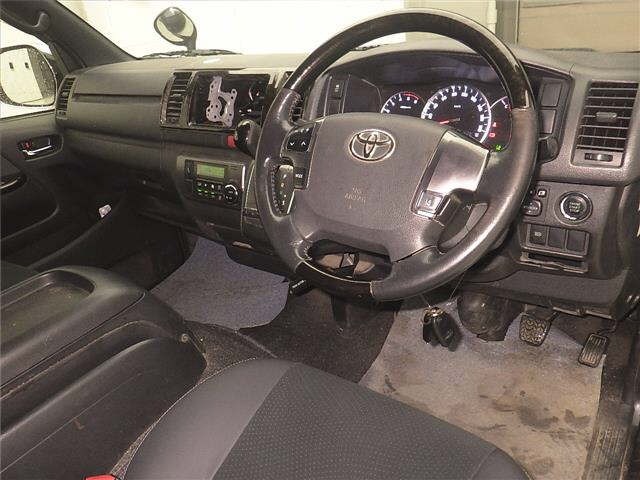 Toyota HIACE VAN 2019 7881331-3