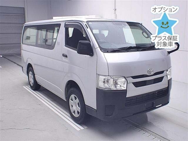 Toyota HIACE VAN 2021 7881332-0