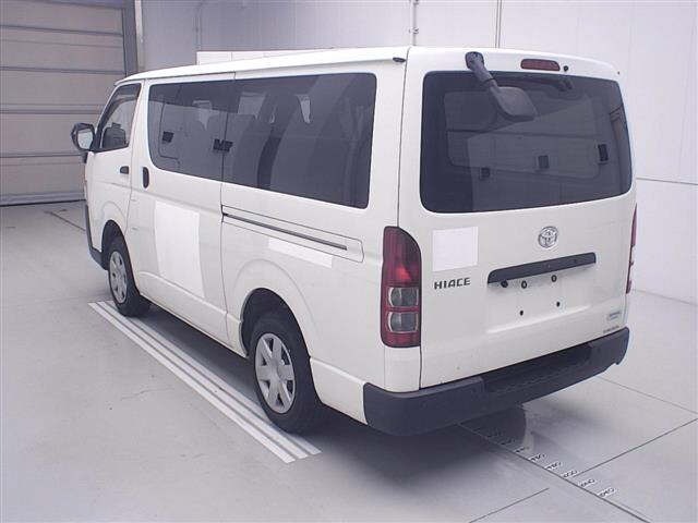 Toyota HIACE VAN 2022 7881336-1
