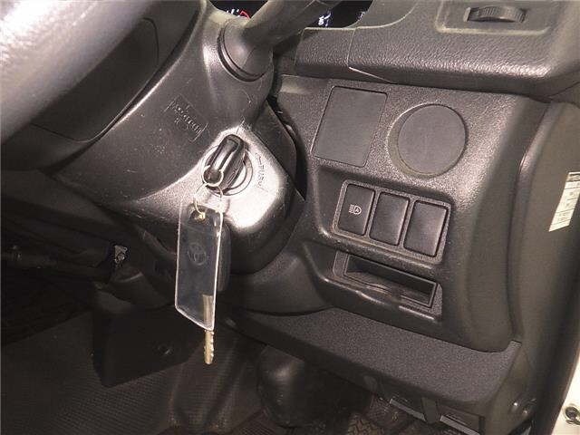 Toyota HIACE VAN 2022 7881336-8
